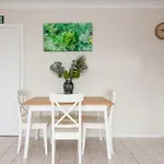 Bright & Comfortable 1Br Unit In Trendy Brunswick!