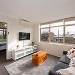 Bright & Comfortable 1Br Unit In Trendy Brunswick!