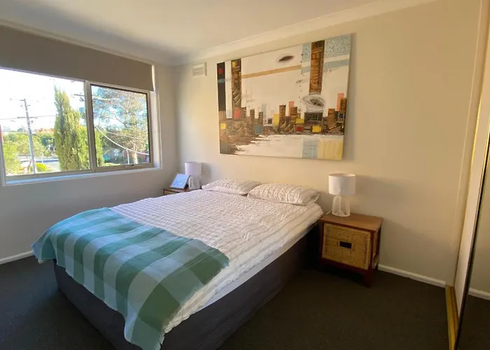 Bright & Comfortable 1Br Unit In Trendy Brunswick!